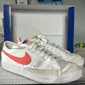 Nike low top blazers